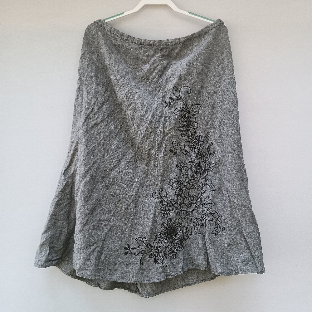 JM Collection 100% linen black floral embroidered skirt size 18W